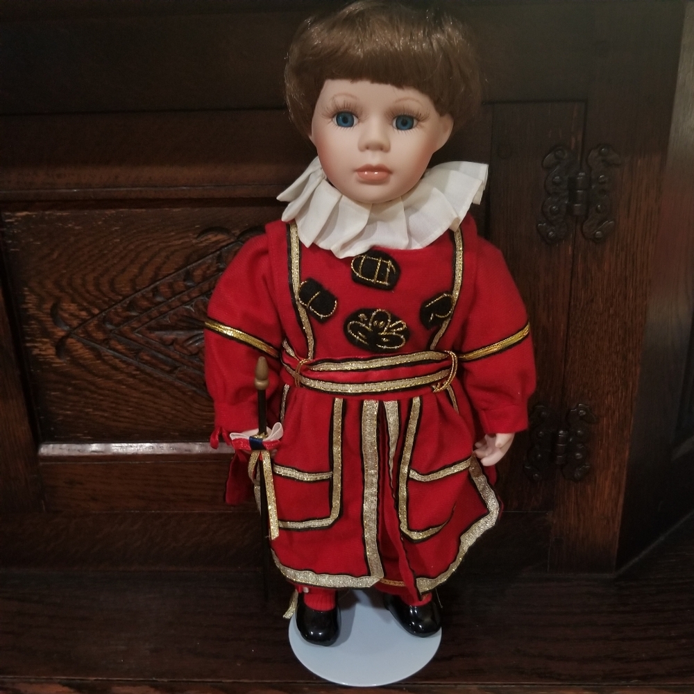 BEAUTIFUL BRITISH PORCELAIN DOLL